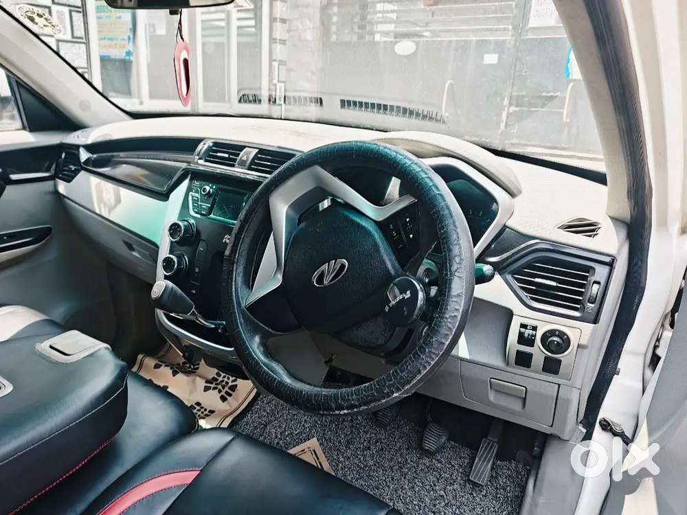 Mahindra Kuv100 Nxt 2017 Petrol Good Condition