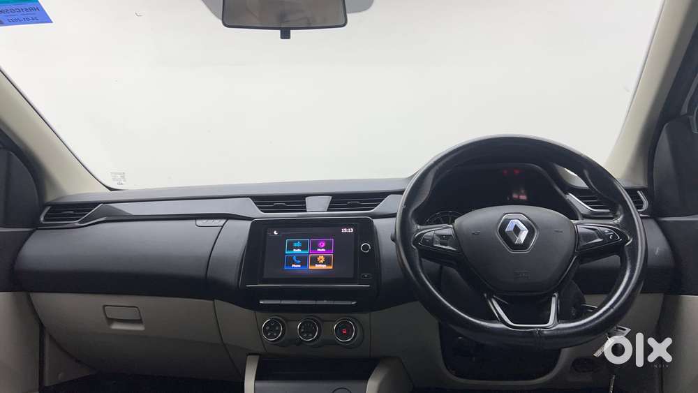 Renault Triber Rxt, 2022, Petrol