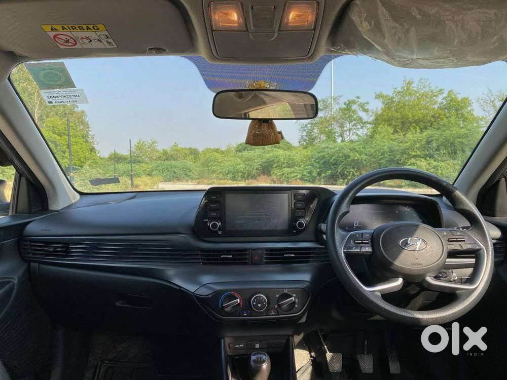 Hyundai I20 Sportz 1.2 Mt, 2023, Petrol
