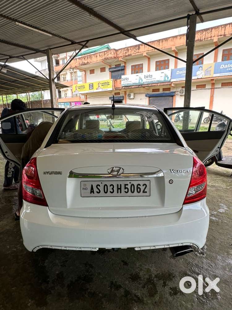 Hyundai Verna Petrol 2010