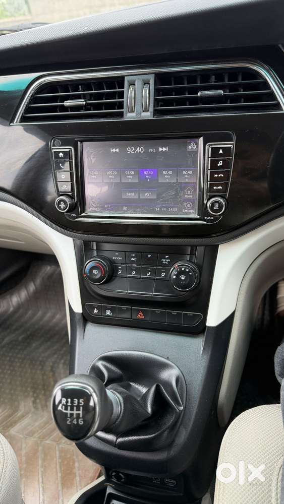 Mahindra Marazzo M6 8str, 2019, Diesel