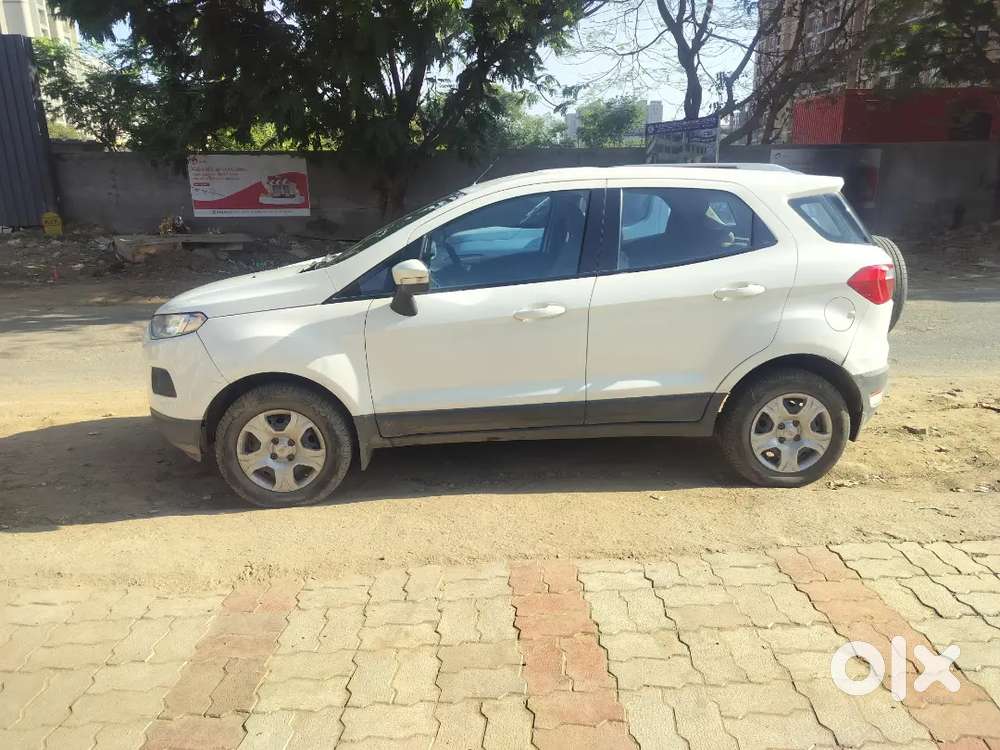 Ford Ecosport 2015 Petrol 60000 Km Driven