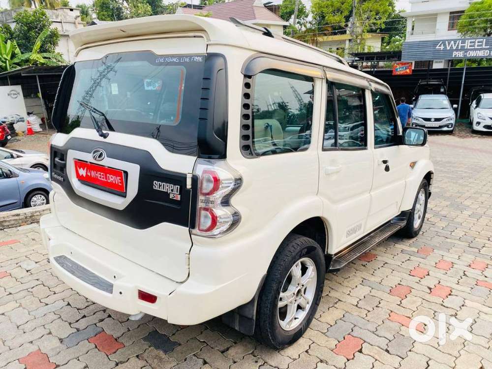 Mahindra Scorpio Classic 2.2 S Mt 7 Str, 2015, Diesel