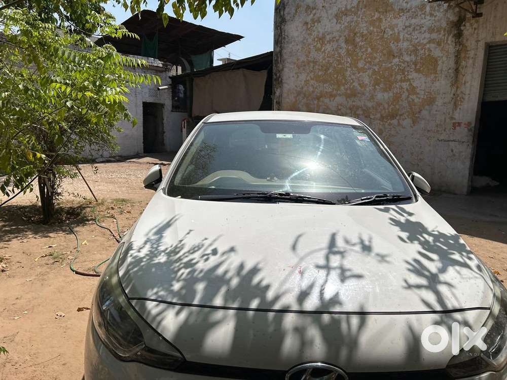 Hyundai I20 2017 Petrol 77600 Km Driven