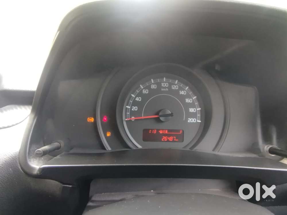 Maruti Suzuki Swift Lxi Optional-o, 2019, Petrol