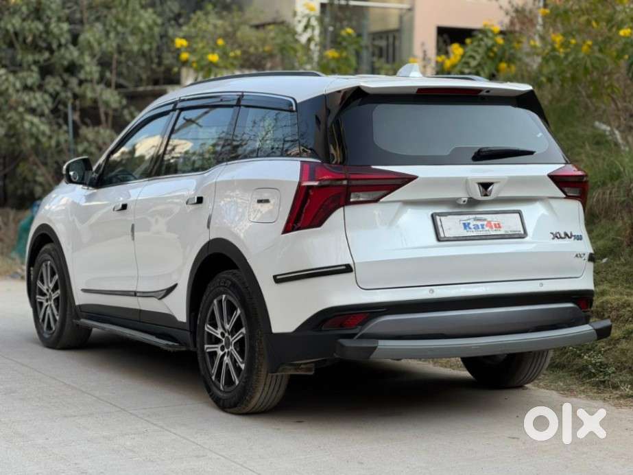 Mahindra Xuv700 2.2 Ax 7 Diesel At Luxury Pack Str, 2022, Diesel