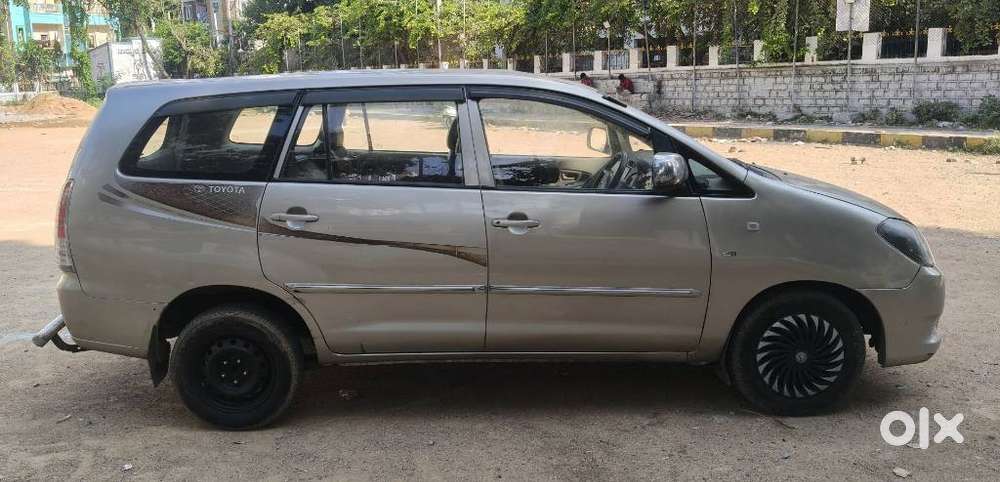 Toyota Innova 2.5 G (diesel) 8 Seater, 2008, Diesel
