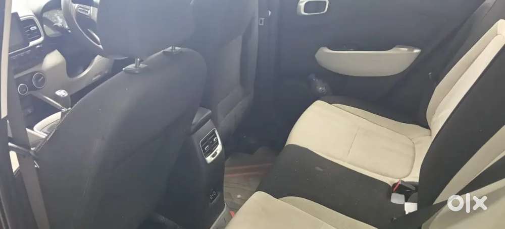 Hyundai Venue 1.2 S 2023 Petrol Manual