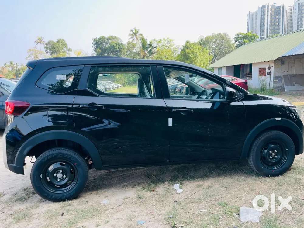 Nissan Gravite 2026 Ready Stock Available
