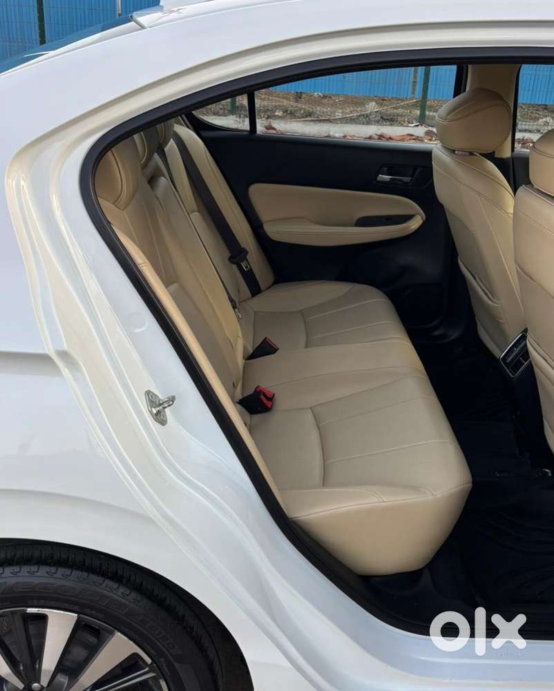 Honda City 1.5 Zx Cvt I-vtec, 2023, Petrol