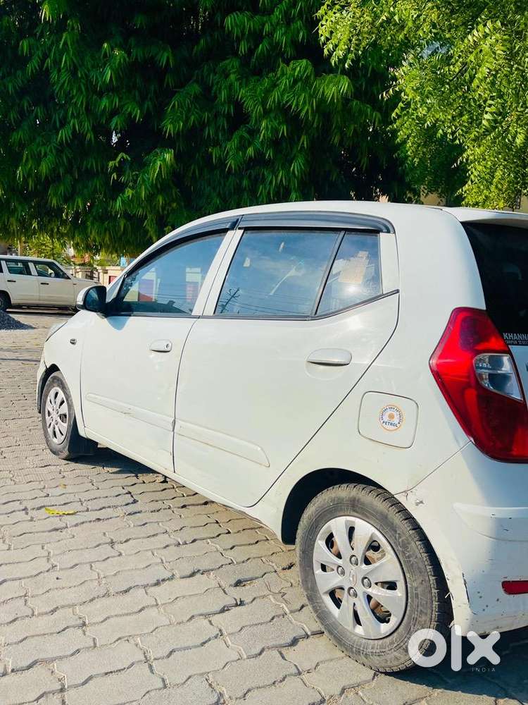 Hyundai I10 2012 Cng & Hybrids Well Maintained