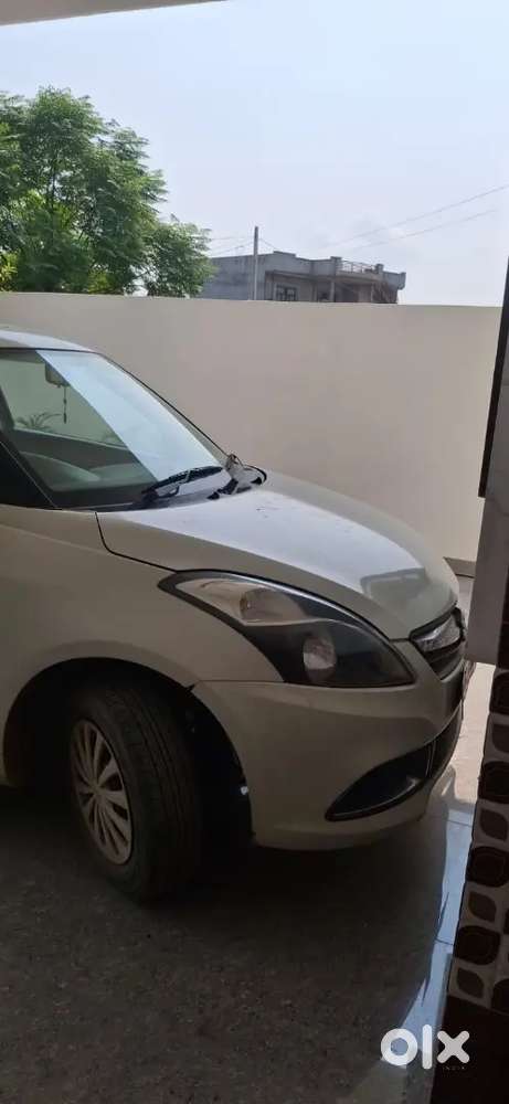 Maruti Suzuki Dzire 2015 Petrol 103000 Km Driven