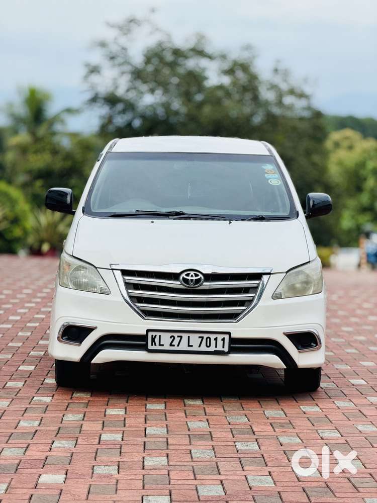 Toyota Innova 2.5 G (diesel) 7 Seater Bs Iv, 2013, Diesel