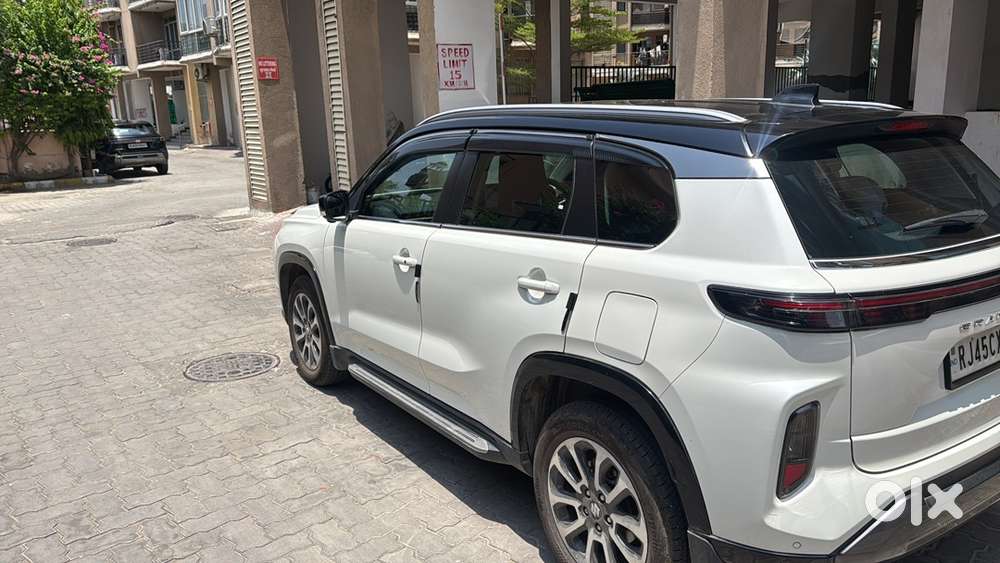 Maruti Suzuki Grand Vitara 2023 Hybrid Alpha Plus