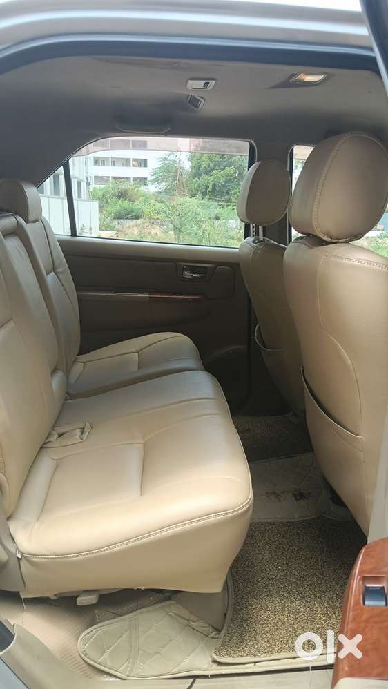 Toyota Fortuner Diesel 2011