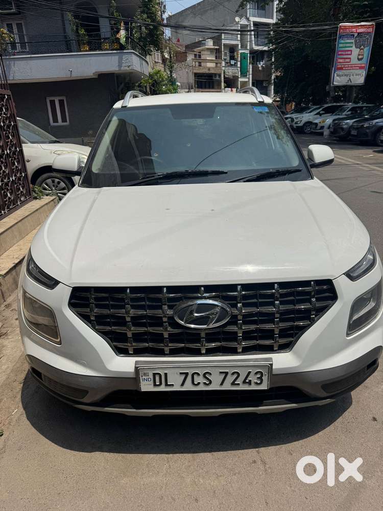 Hyundai Venue S Turbo, 2022, Petrol