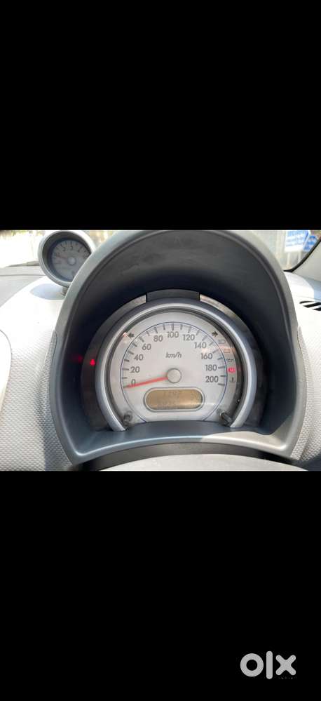 Maruti Suzuki Ritz Vxi, 2013, Petrol