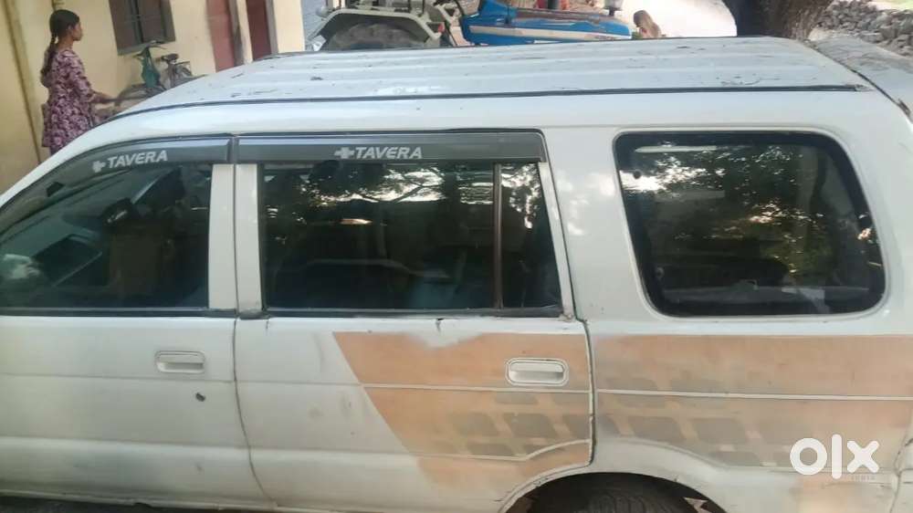 Chevrolet Tavera 2014 Diesel 150000 Km Driven