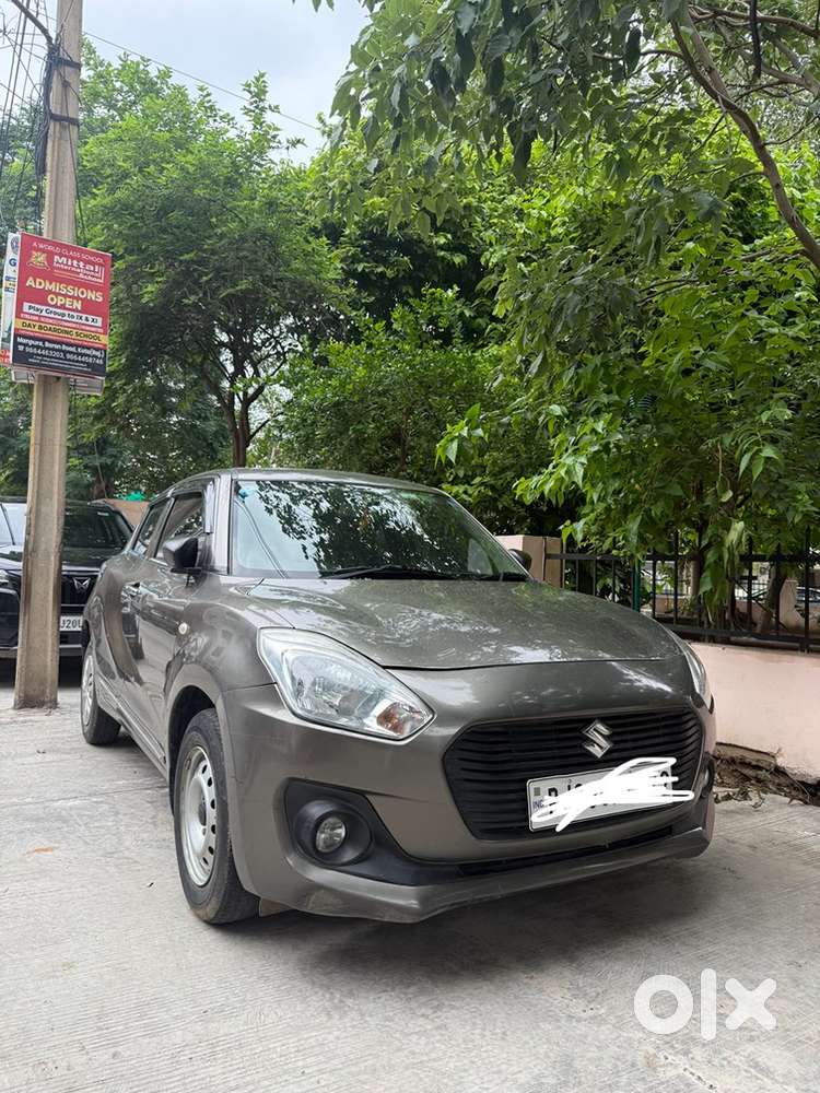 I Want To Sell Ky Maruti Swift Only 18000 Km Driven Company Record .