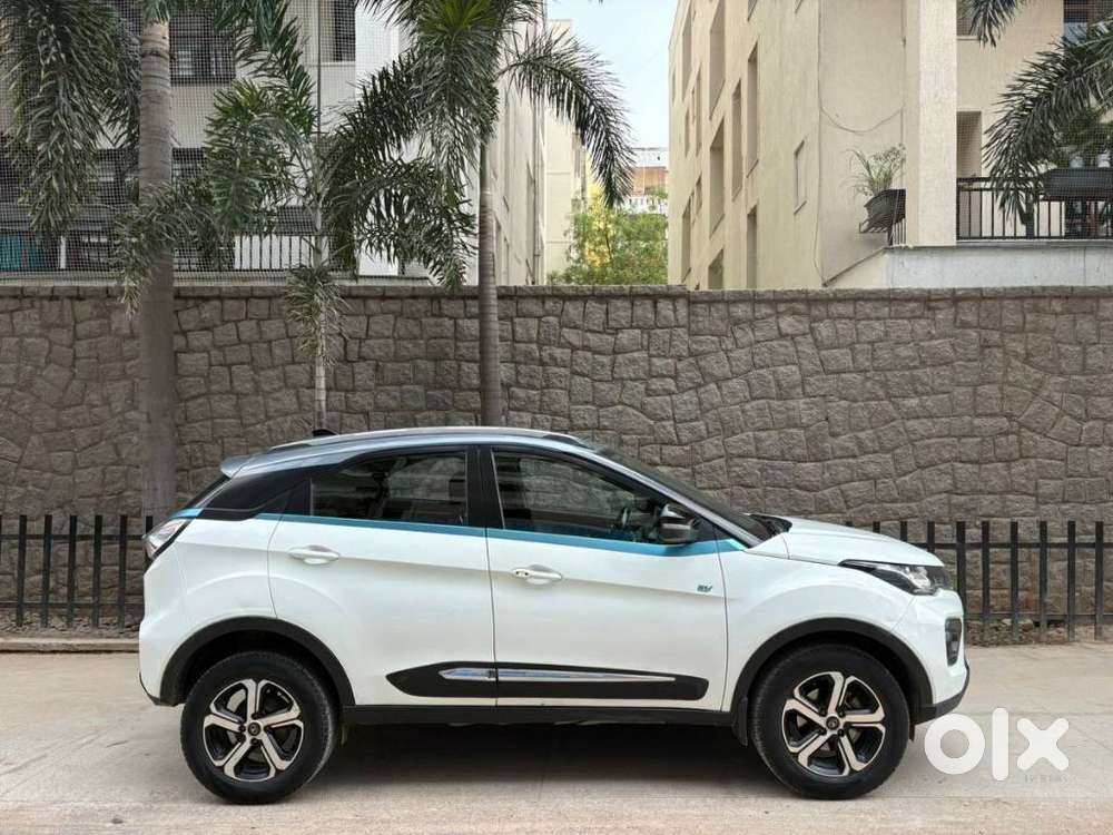 Tata Nexon Ev Xz Plus, 2022, Electric