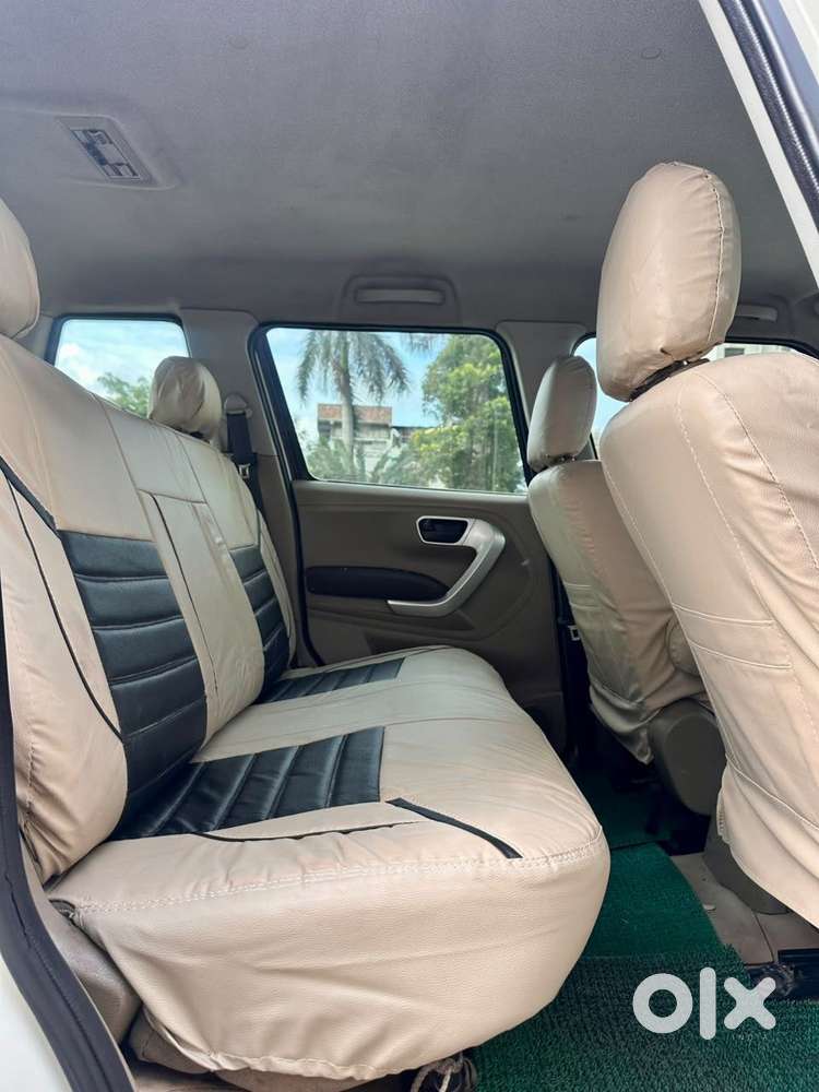 Mahindra Tuv 300 T8, 2016, Diesel