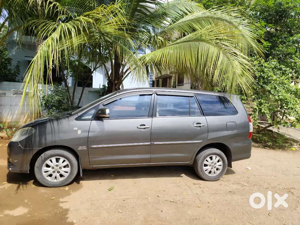 Toyota Innova 2.5 Vx 2011