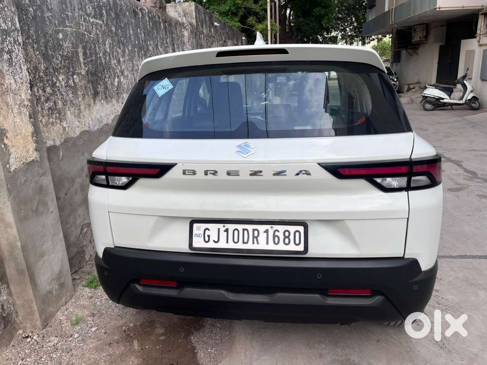 Maruti Suzuki Brezza Vxi Cng 2024