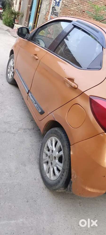 Tata Tiago 2016 Diesel 92000 Km Driven गाड़ी एकदम ओके है