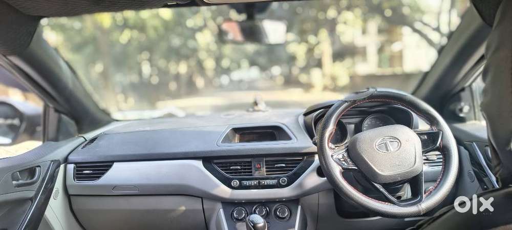 Tata Nexon 1.2 Revotron Xm, 2018, Cng & Hybrids