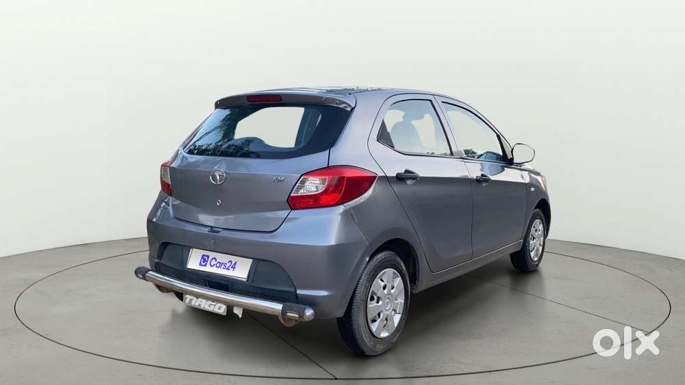 Tata Tiago 1.2 Revotron Xm, 2018, Petrol