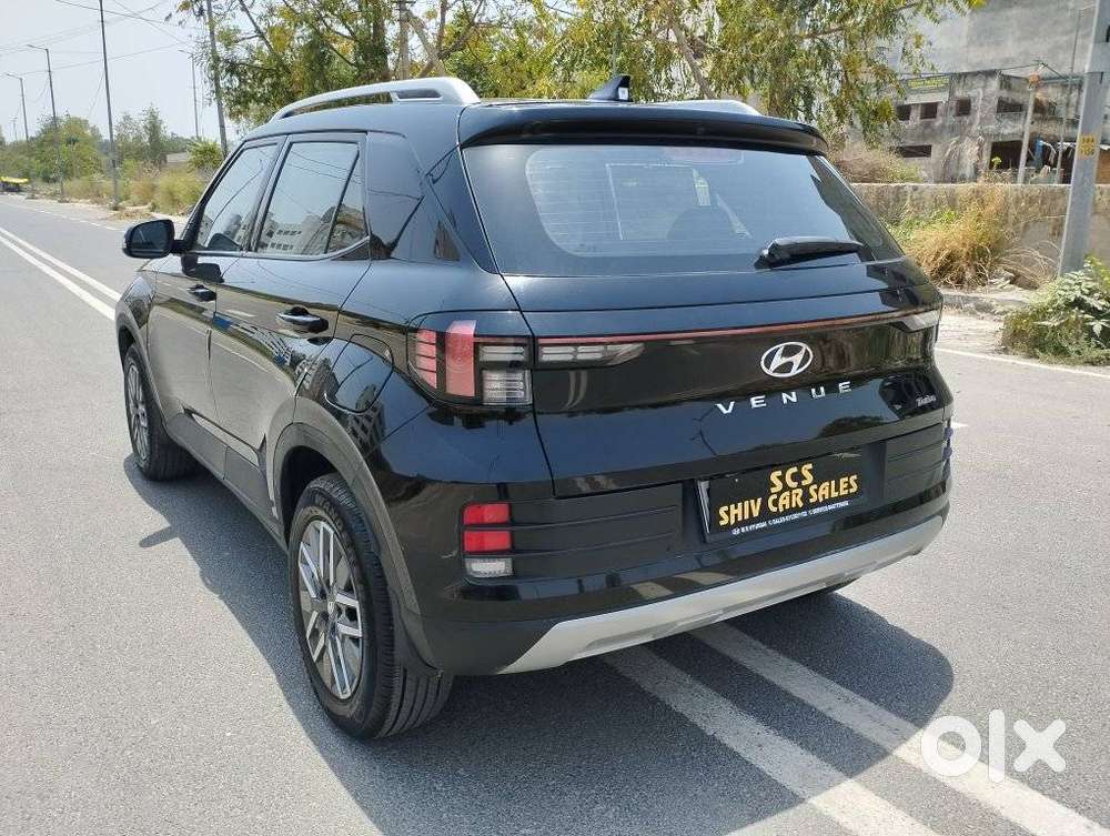 Hyundai Venue 1.0 S (o) Turbo Dct, 2025, Petrol