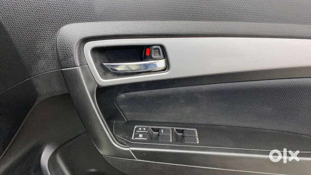 Maruti Suzuki Vitara Brezza 1.5 Zxi, 2022, Petrol
