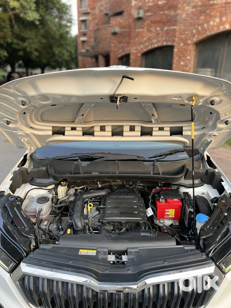 Skoda Kushaq 1.0 Tsi Ambition At, 2022, Petrol