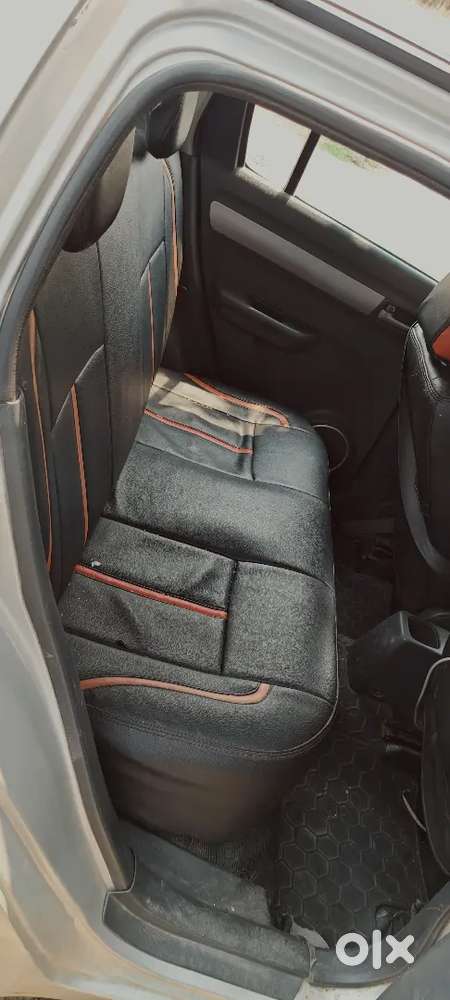 Maruti Suzuki Swift 2006 Petrol 108300 Km Driven