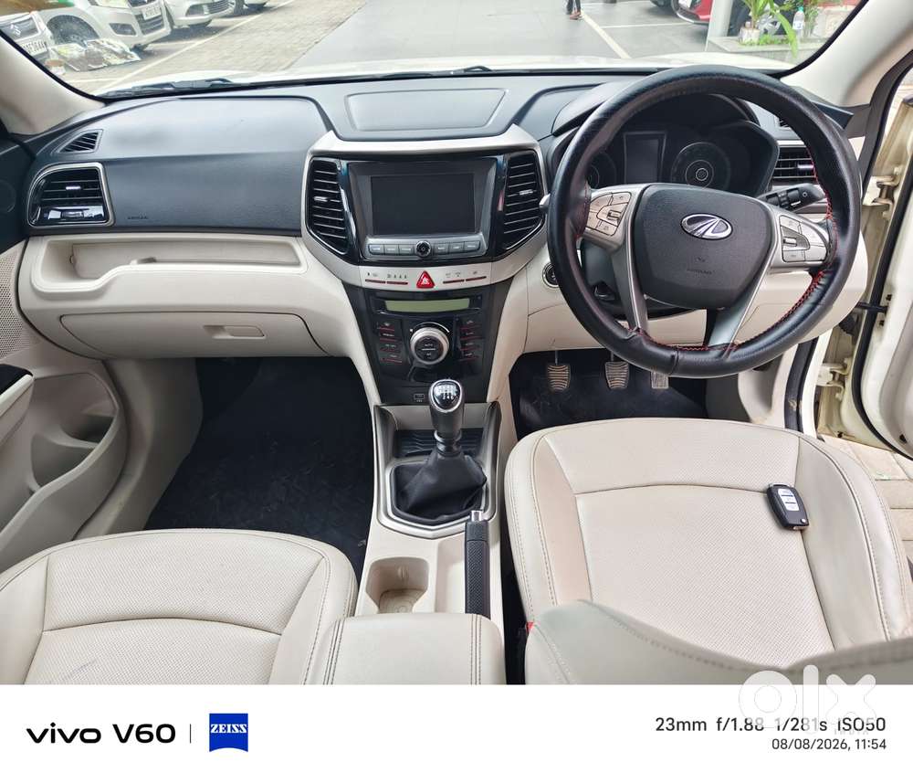 Mahindra Xuv300 W8, 2020, Petrol