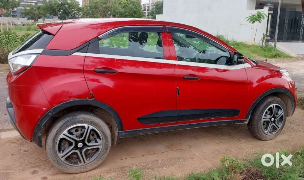 Tata Nexon 1.2 Revotron Xm, 2018, Petrol