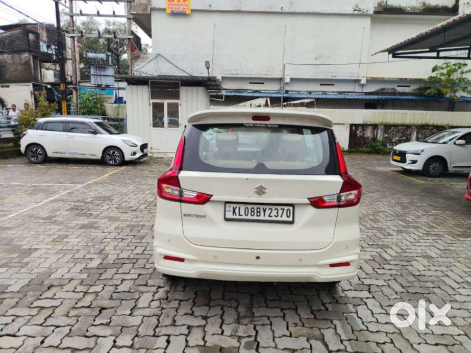 Maruti Suzuki Ertiga Vxi Cng, 2022, Petrol