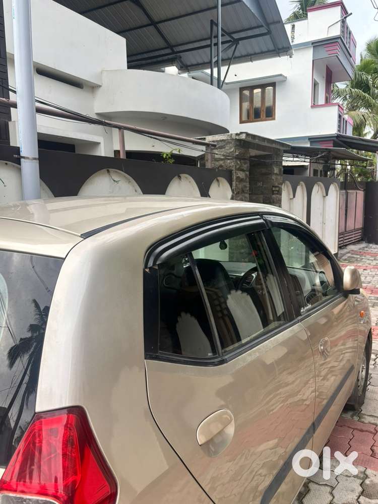 Hyundai I10 Petrol 2011 Car  Well Maintained  2 New Tyres & Battery