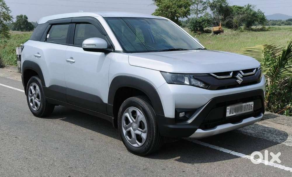 Maruti Suzuki Brezza 1.5 Lxi Smart Hybrid, 2023, Petrol