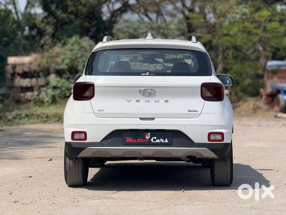 Hyundai Venue 1.0 Sx (o) Turbo Imt, 2021, Petrol