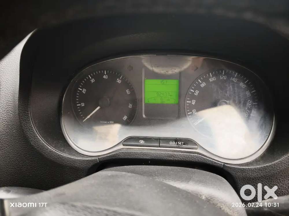 Skoda Rapid 1.6 Ambition Plus 2014