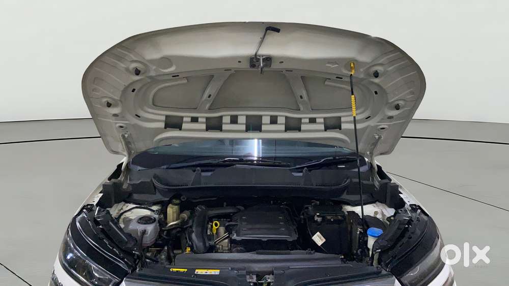 Skoda Kushaq 1.0 Tsi Style, 2022, Petrol