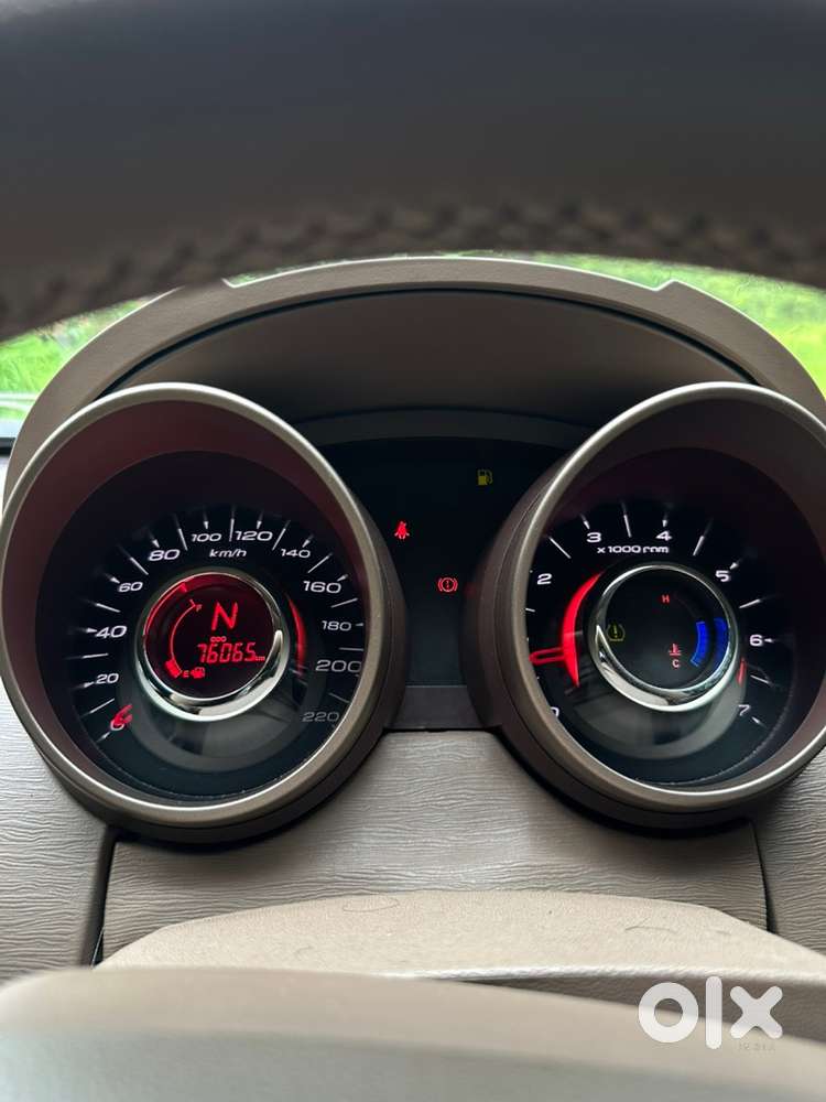 Mahindra Xuv500 Diesel 2014