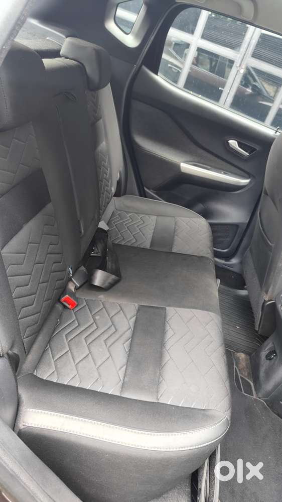 Nissan Magnite 1.0 Xv Premium Turbo Cvt (o), 2021, Petrol