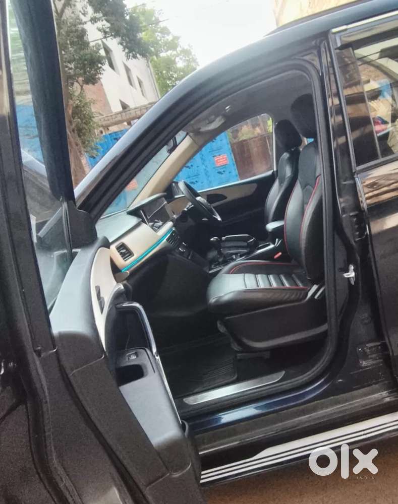 Mahindra Xuv700 2.2 Ax 5 Diesel Mt 7 Str, 2023, Diesel