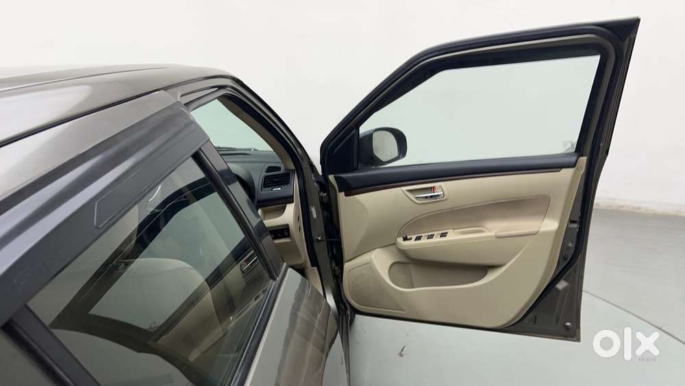 Maruti Suzuki Swift Dzire Vxi Optional, 2016, Cng & Hybrids