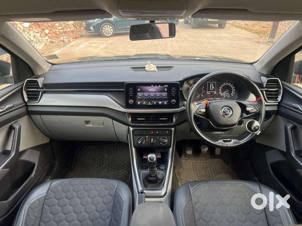 Skoda Kushaq 1.0 Tsi Ambition, 2022, Petrol