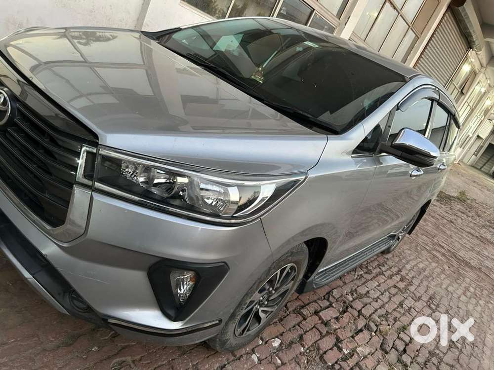 Toyota Innova Crysta 2021 Petrol Well Maintained