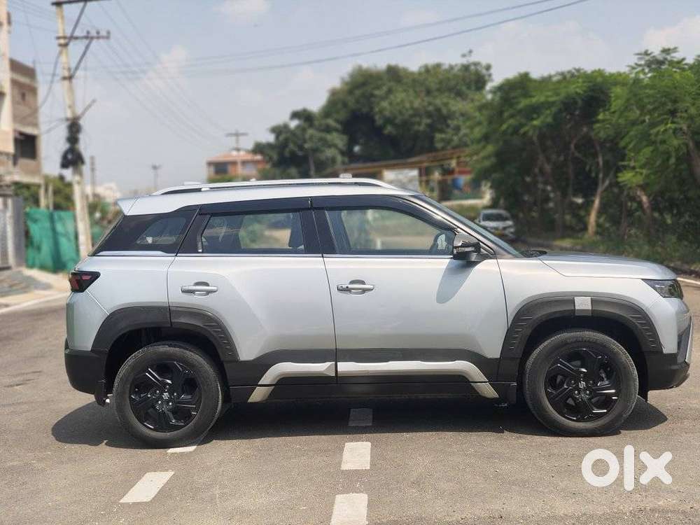 Maruti Suzuki Brezza 1.5 Zxi Smart Hybrid, 2023, Petrol