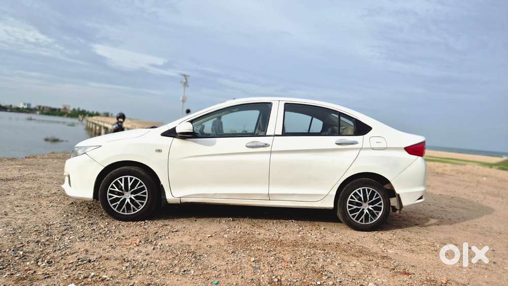 Honda City 2014-2015 I Vtec Sv, 2015, Petrol